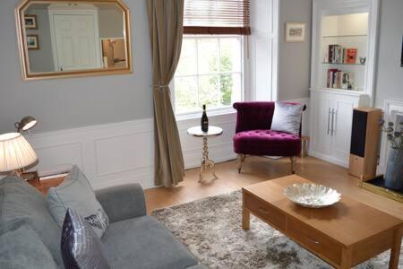 Castle Apartment 1 Единбург Екстериор снимка